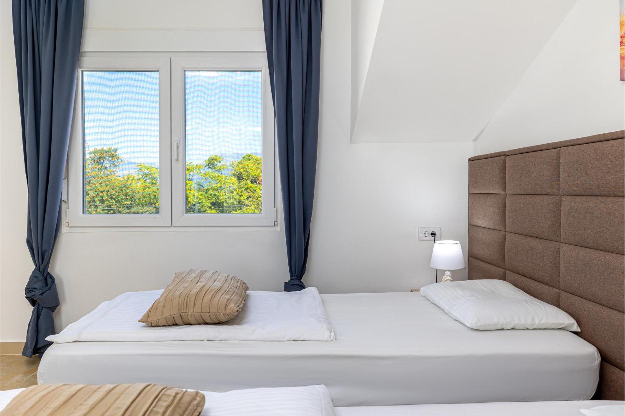 Apartments Lustica Radovici Chambre photo
